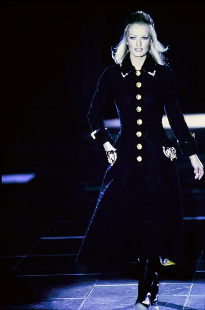 Look 14